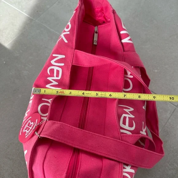 Robin Ruth Canvas Tote New York Cities - Picture 5 of 10